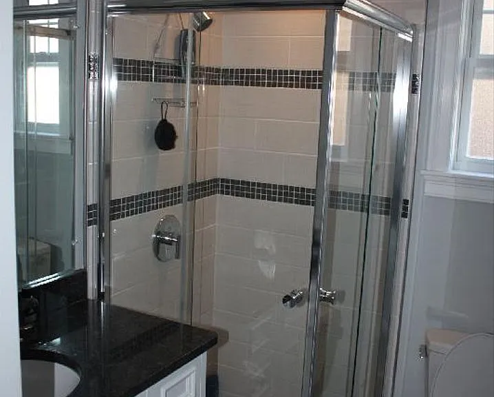 142 Hillside St #1A — Photo 5
