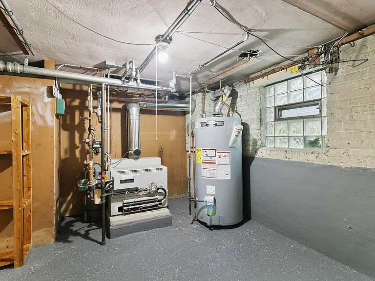 1031 Wesley Ave #1 — Photo 18