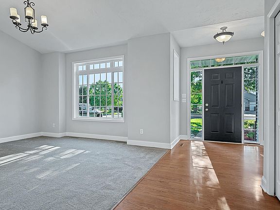 5th image of 1308 History Ct NW
