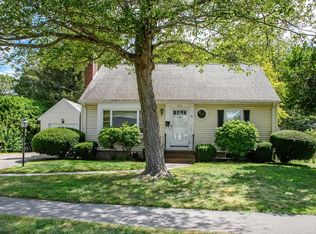 132 Lincoln St, Needham, MA 02492