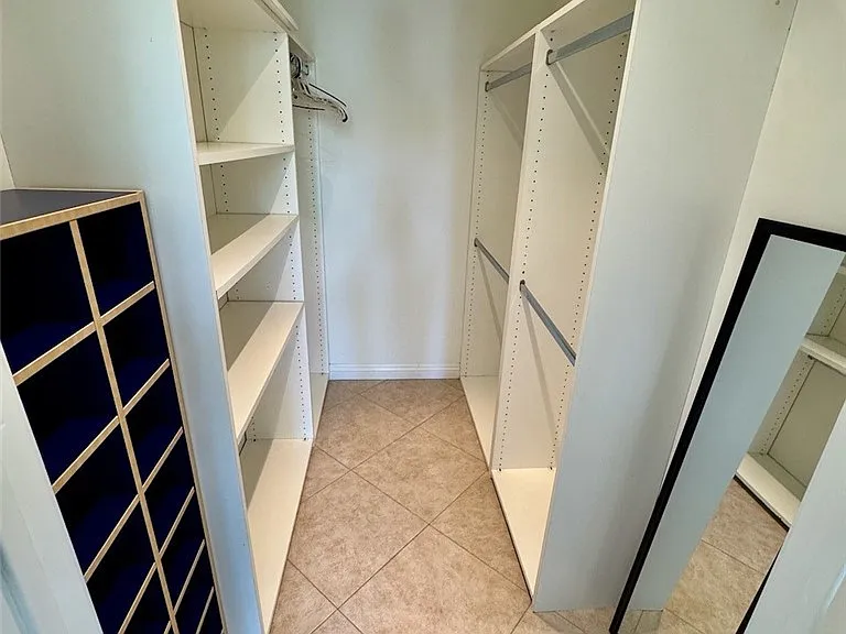 180 High Dr #B — Photo 11