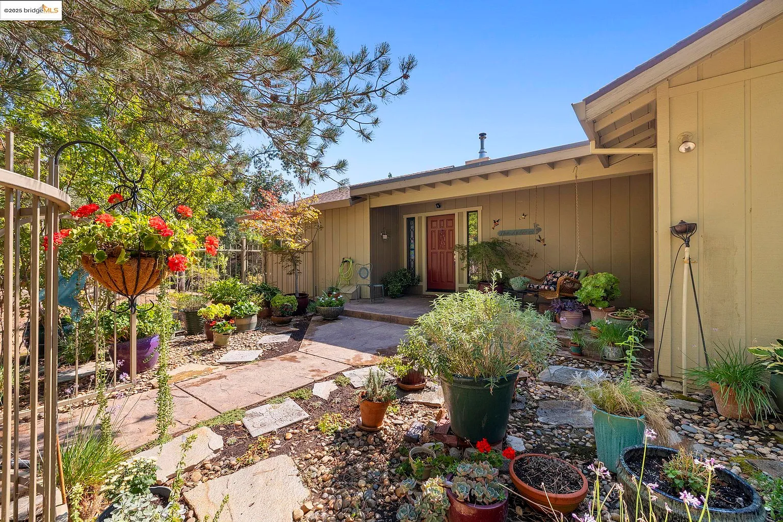 23607 Porcina Way photo 1