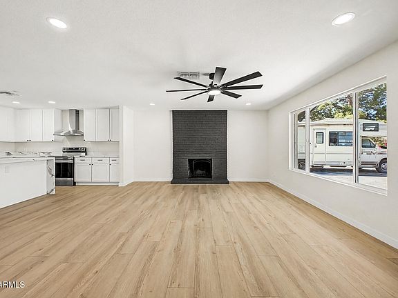 5th image of 4529 W BERRIDGE Lane