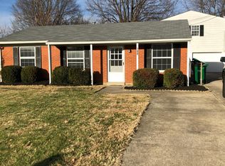 198 Greenbriar Ln, Louisville, KY 40229