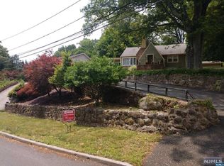 142 Highview Ave, Hawthorne, NJ 07506