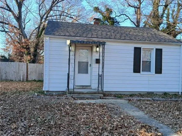 17 Pollux Cir E, Portsmouth, VA 23701