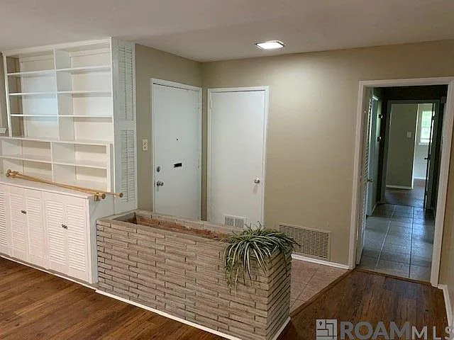 814 Lonita St — Photo 6