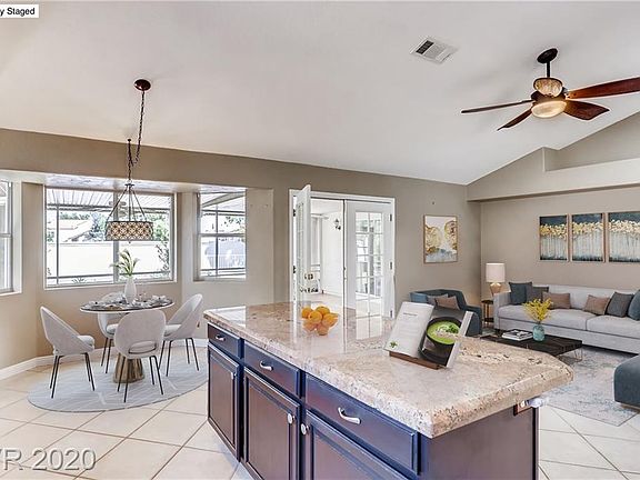 2nd image of 4020 Featherstone Ln