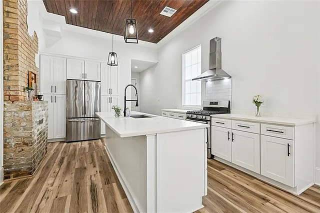 1201 Marigny St — Photo 11