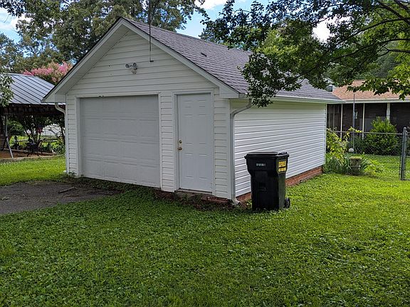 4th image of 206 Cross St
