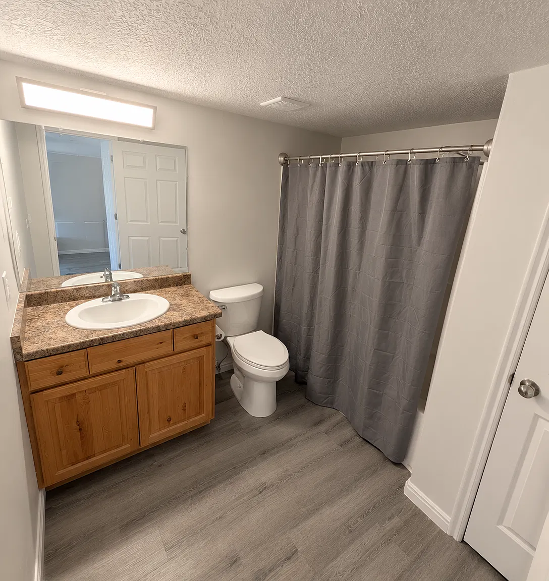 3 bed, 1200 sqft, $1,750 — Photo 3