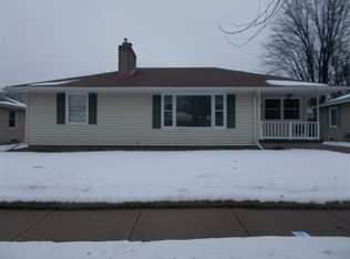 1206 W Frances St, Appleton, WI 54914