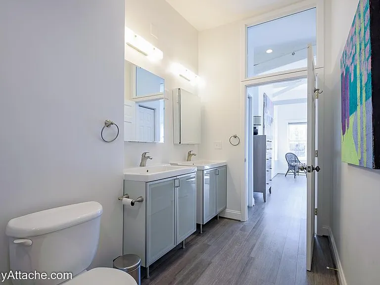 224 E St NE — Photo 28