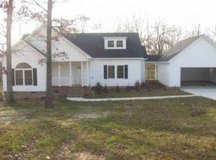 2060 Springwood Dr, Lancaster, SC 29720