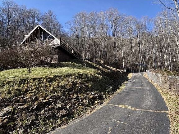 2nd image of 1516 Kitchens Branch Rd