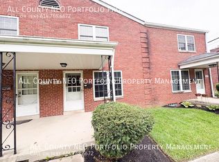 2139 Ridgeview Rd, Columbus, OH 43221