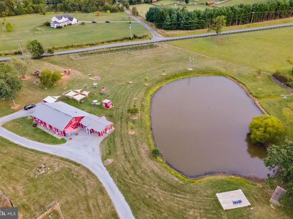 15779 Woodgrove Rd, Purcellville, VA 20132