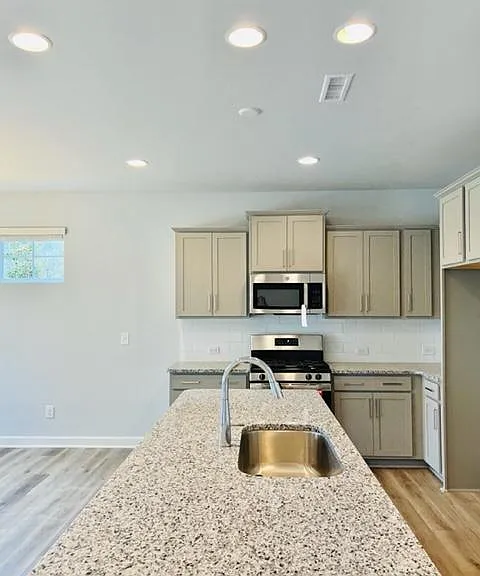 159 McDowell Ln — Photo 5