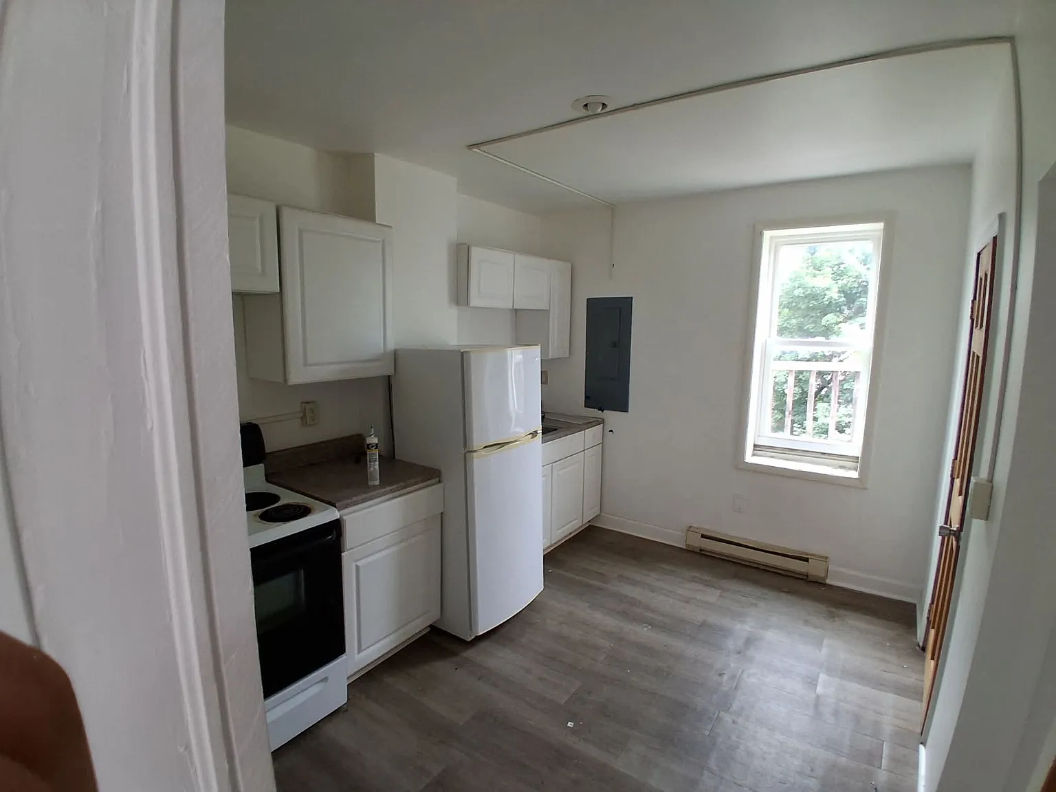 1 bed, $700 — Photo 2