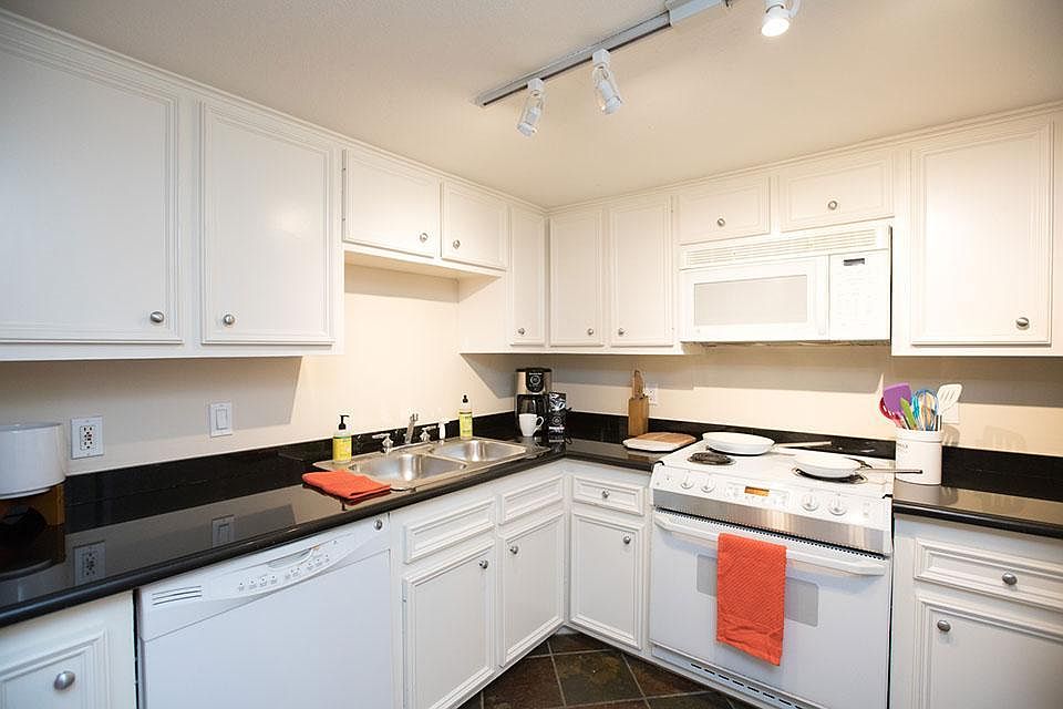 1st image of 1919 Portsmouth St APT 23