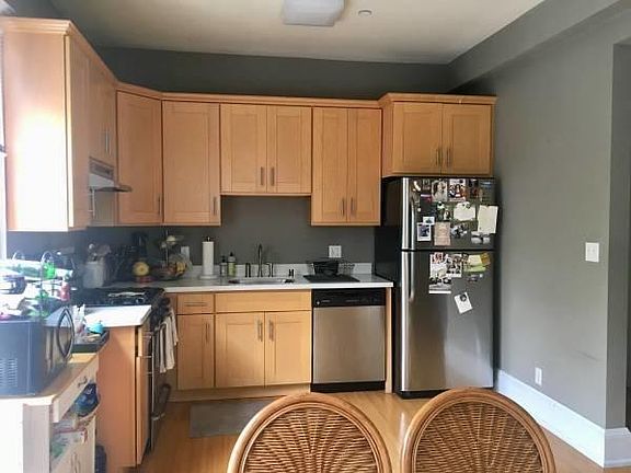 2nd image of 953A Jackson St #953A