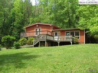132 Jarrett Rd, Bakersville, NC 28705