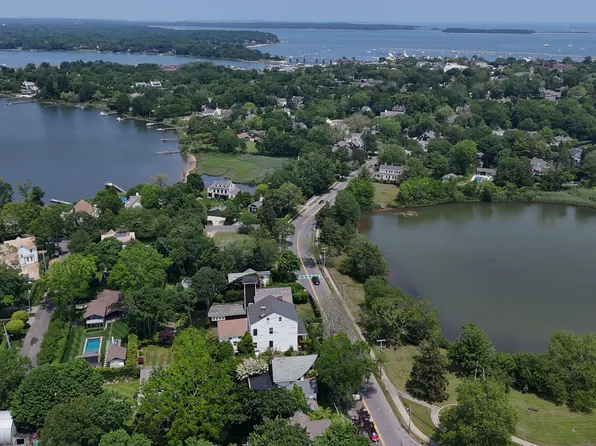 352 Main St, Sag Harbor, NY 11963