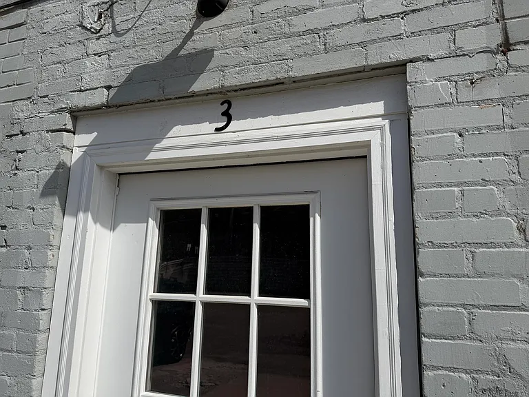 138 Fulton St E #3 — Photo 2
