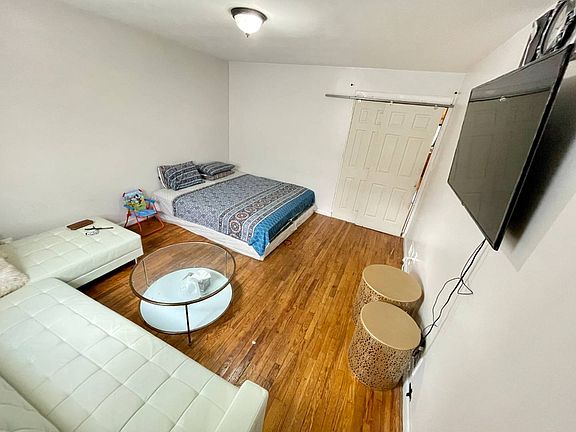 2nd image of 2153 Quimby Ave #1F