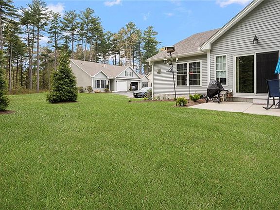 2nd image of 38 Rivers Edge Dr