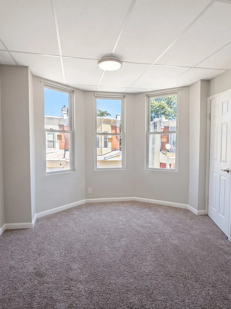 1318 S Wilton St, 3 bedrooms, 1 bathroom House — Photo 3