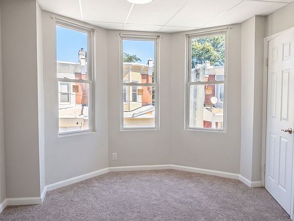 4th image of 1318 S Wilton St
