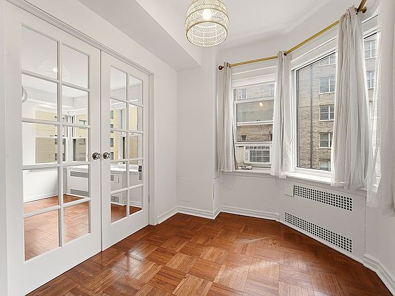 5th image of 215 E 79th St APT 7F