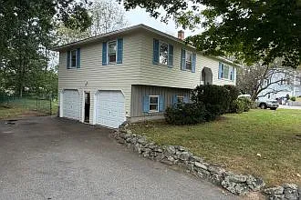 4 bed, 2612 sqft, $2,650 — Photo 4