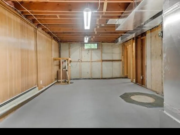 6036 Leora Ln — Photo 26