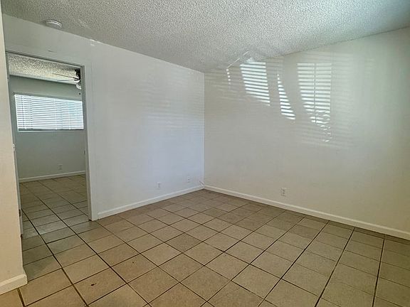 4th image of 260 Boulder Creek Dr #4