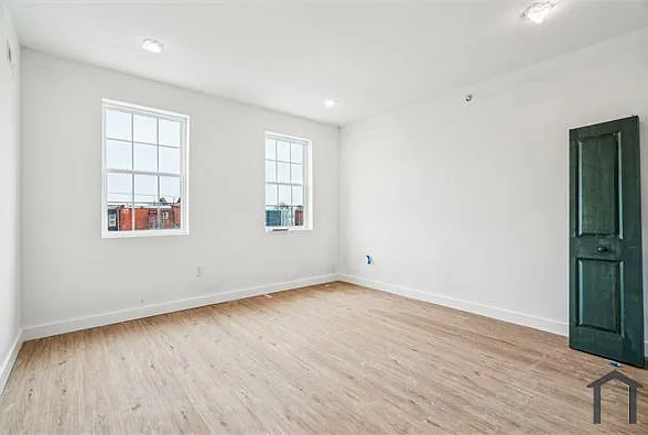 4163 Mantua Ave #3 — Photo 10