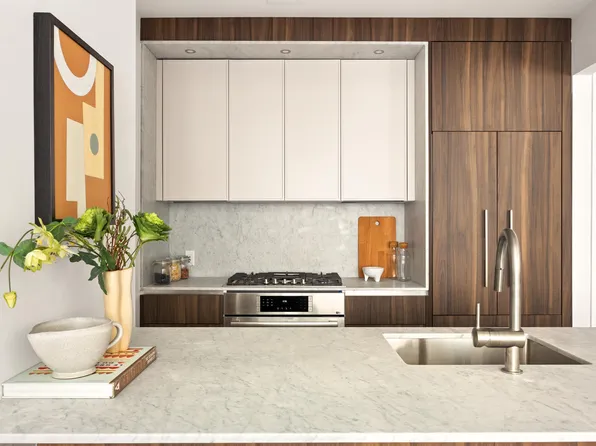 630 Grand Avenue image 3 of 8