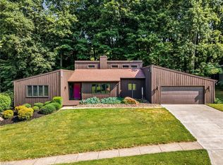 2745 Tanglewood Dr, Wooster, OH 44691