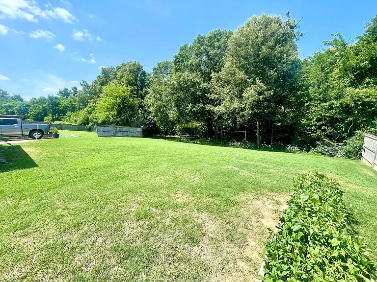 117 Kenzie Dr — Photo 20