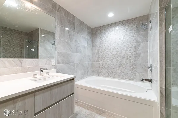 Rented by Kian Realty | media 22