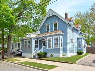 77 Lexington St, Lynn, MA 01902