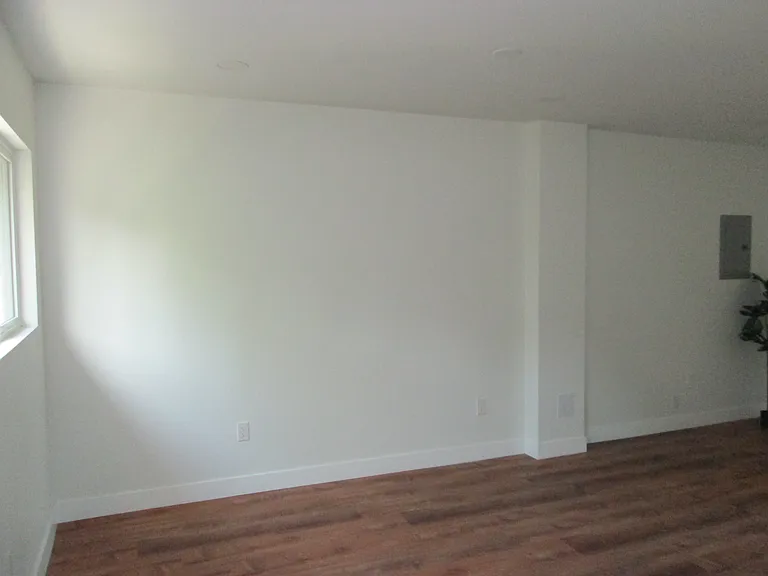 Brand New 1Bedroom+1Bath - Dining/Living Area