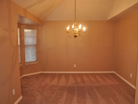 4th image of 1409 Montevideo Ct