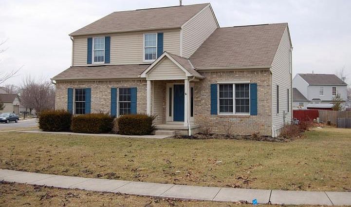 1st image of 1004 Village Dr