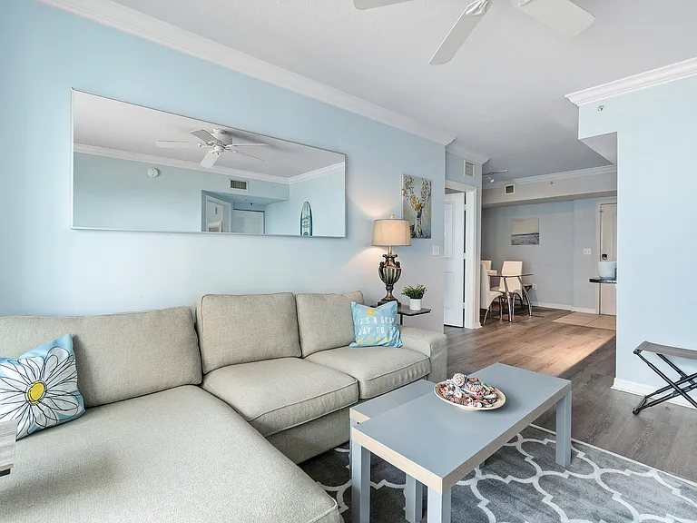 600 S Dixie Hwy #733 — Photo 3