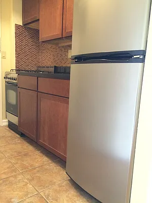 Rented by Meraki Realty LLC | media 17