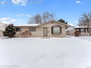 25556 Rusty St, Taylor, MI 48180