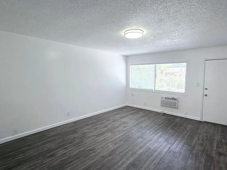Westmont Apartments LLC — Photo 26