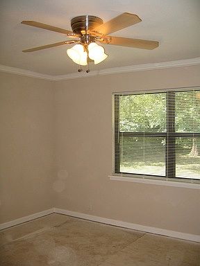4th image of 514 Longworth Blvd